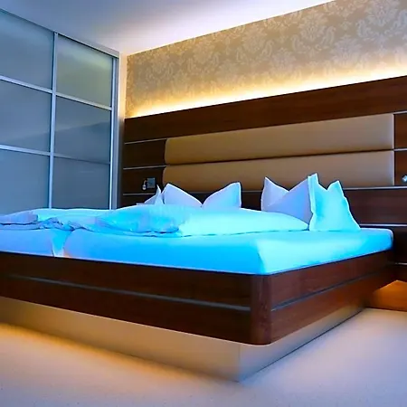 Engel Hotel 3*