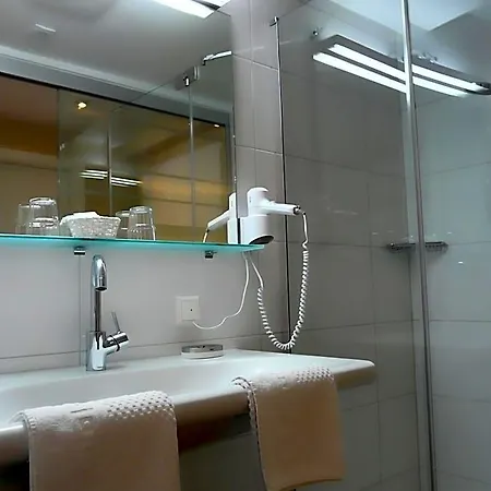 Otel Engel 3*